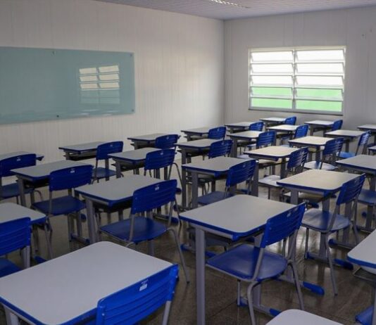 Mais de 50 escolas foram implantadas e revitalizadas em Valparaíso na atual gestão