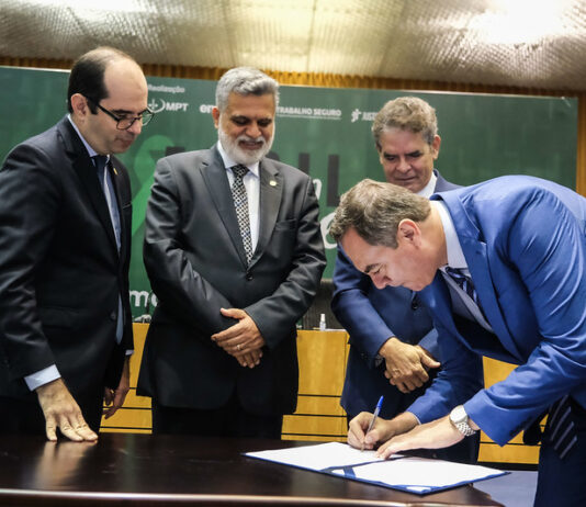 CNC e entidades assinam acordo de cooperação técnica no TST
