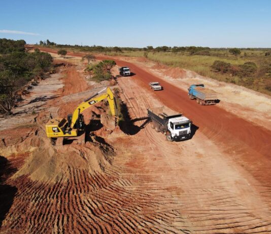 Governo de Goiás inicia pavimentação da GO-309, entre Cristalina e a divisa com MG