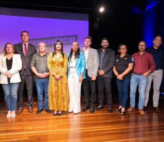 Fecomércio + Perto de Todos oferece serviços gratuitos no Riacho Fundo II