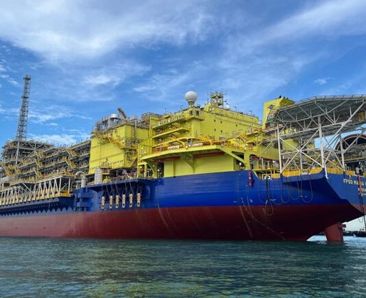 Petrobras produz 2,7 milhões de barris de óleo equivalente por dia no 3º Trimestre