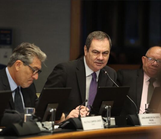 CNC discute reforma administrativa e celebrações regionais em reunião de diretoria