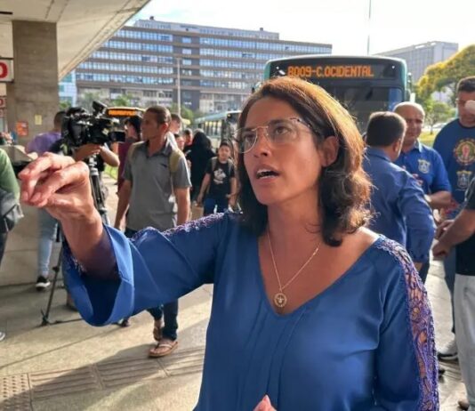 Carol Fleury critica aumento das tarifas do transporte interestadual e cobra subsídio do governo federal