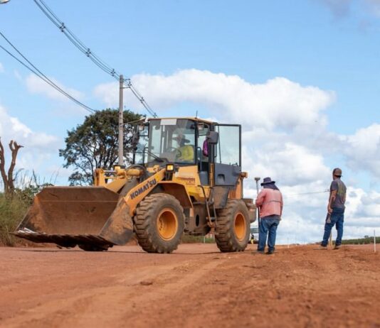 Prefeitura de Novo Gama retoma pavimentação da avenida Pecuária com investimento de R$ 3 milhões