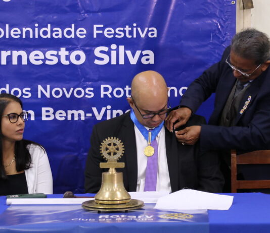 Rotary Club de Brasília celebra legado de Toni Duarte em noite histórica e emocionante