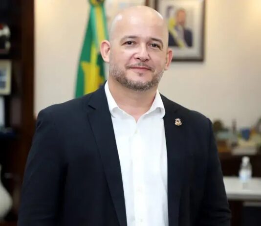 Servidores do Tocantins começam a receber salários pelo BRB com garantia de direitos mantidos, afirma Secad