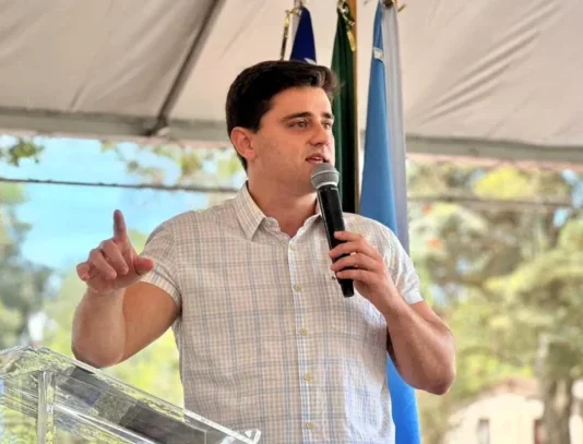 Prefeito Diego Sorgatto transforma rede municipal de ensino com obras e investimentos em Luziânia