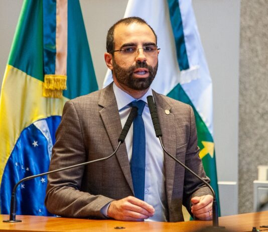 CLDF aprova ensino de cidadania e direitos nas escolas públicas do DF