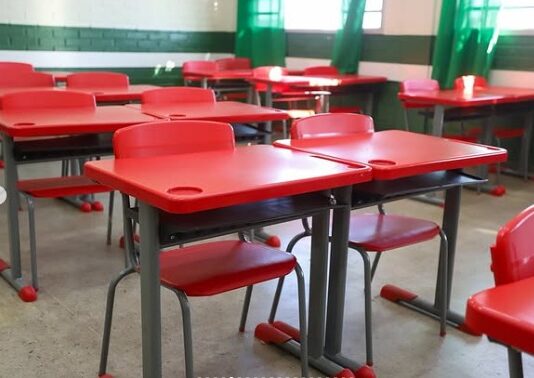 Escola Machado de Assis é reinaugurada em Novo Gama com nova quadra e estrutura modernizada