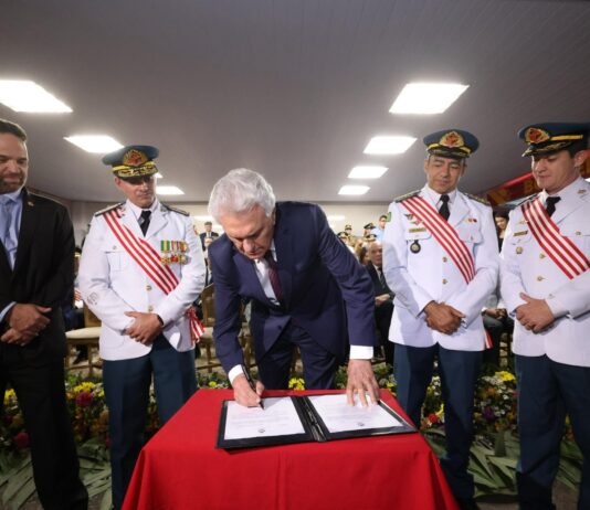 Governo de Goiás anuncia promoção de 650 bombeiros e reforça valorização da corporação