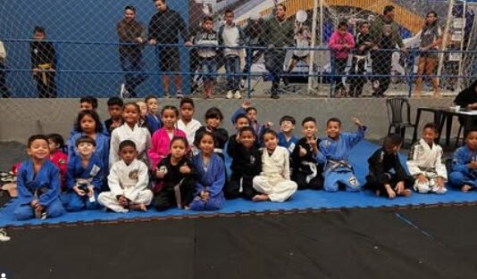 Copa Kids de Jiu-Jitsu movimenta o Ginásio Linfolfo Lima em Cidade Ocidental