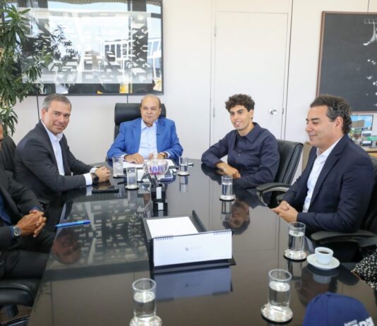 Governador Ibaneis e BRB celebram reinauguração do Autódromo de Brasília com retorno ao automobilismo internacional