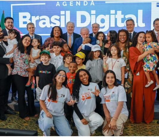 MEC reforça Escolas Conectadas com sanção do ECA Digital
