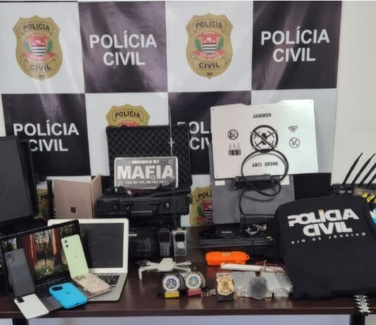 Operação desmantela fábrica clandestina de bloqueadores de sinais em SP