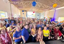 Celina Leão se encanta com animação no Festival da Pessoa Idosa no Cruzeiro