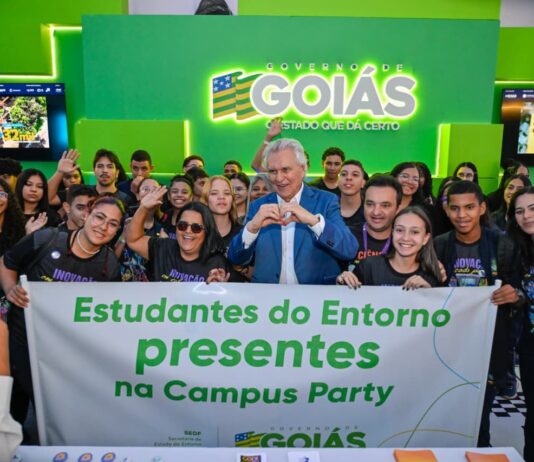 Governo de Goiás promove inclusão tecnológica para mais de mil alunos do Entorno na Campus Party Goiânia