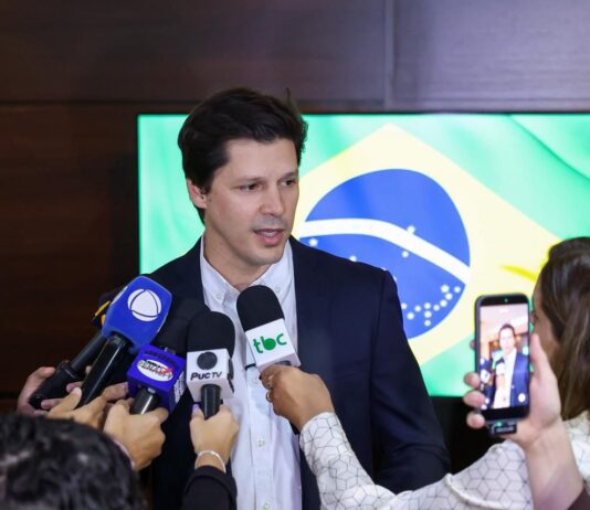 Daniel Vilela critica tentativas de Marconi Perillo de se vincular a Iris Rezende