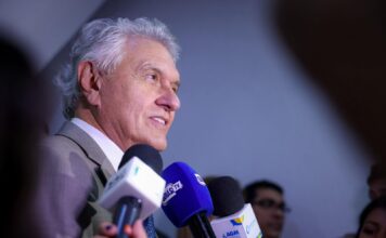 Goiás celebra equilíbrio fiscal e sai do regime de recuperação sob alerta de Caiado
