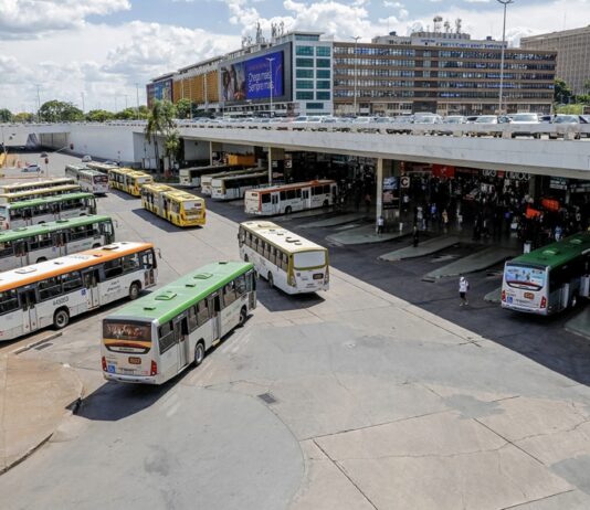 Transporte público do DF terá gratuidade noturna em dezembro e janeiro