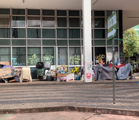 GDF realiza operação de acolhimento à população em situação de rua no Plano Piloto