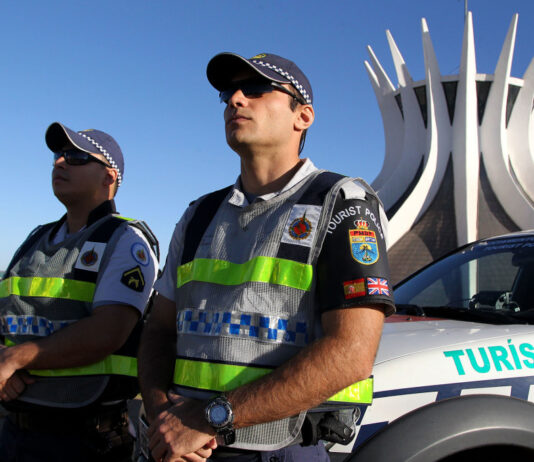 PMDF reforça policiamento turístico bilíngue em Brasília