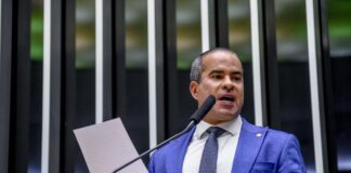 Projeto de Fred Linhares endurece penas por omissão em agressões a menores