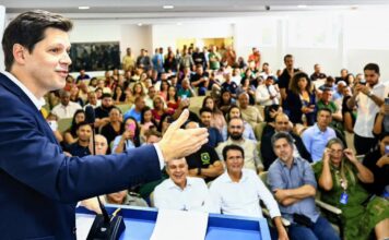 Vereadores de Águas Lindas manifestam apoio integral a Daniel Vilela na abertura do ano legislativo