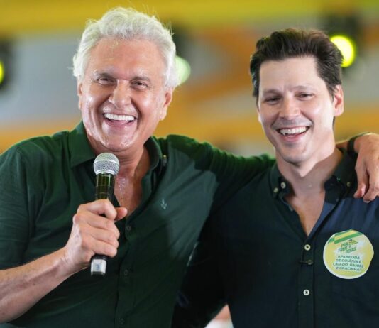 Daniel Vilela consolida liderança em ato com 209 prefeitos em Jaraguá