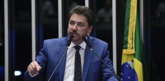 Senador Wilder Morais defende proteção ao consumidor em proposta contra superendividamento