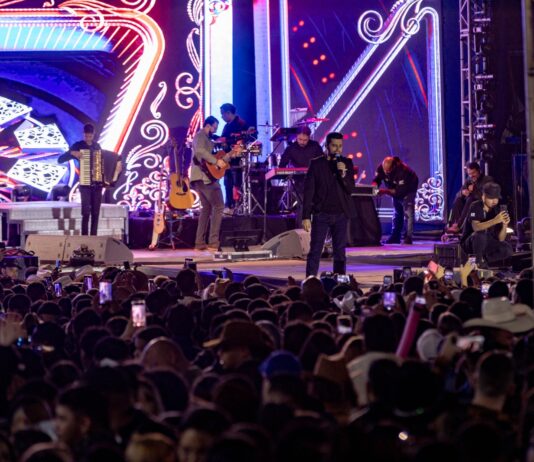 Rodeio Show de Novo Gama atrai multidão e inaugura celebrações dos 31 anos
