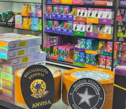 Anvisa e Receita Federal deflagram ação contra o comércio de cigarros eletrônicos