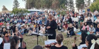 Música ao Entardecer: Orquestra da Academia Claude Brendel fecha edição com homenagem a Floriano Sampaio e Silva