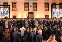 Goiás entrega maior honraria do Estado a 220 personalidades e instituições
