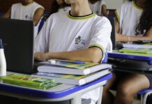 Rede estadual retoma aulas em 3 de agosto com foco em recuperação e preparação para o Enem