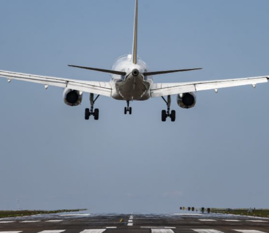 Reclamações e consultas sobre serviços de empresas aéreas podem ser feitas em portal
