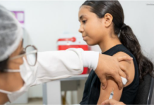 Jovens de 15 a 19 anos podem se vacinar contra o HPV até dezembro