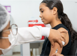 Jovens de 15 a 19 anos podem se vacinar contra o HPV até dezembro
