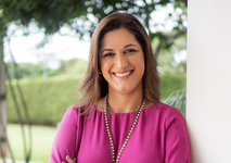 Conheça a candidata à Câmara dos Deputados: Cristiane Britto (Republicanos)