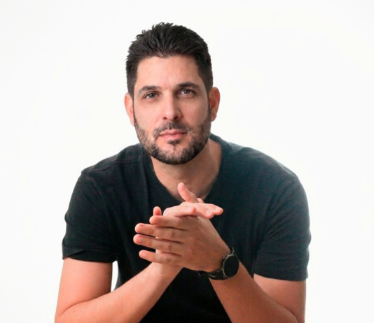 Conheça o candidato ao Senado: Tiago Tarsis (Agir)