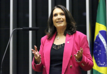 Conheça a candidata ao Senado: Bia Kicis (PL)