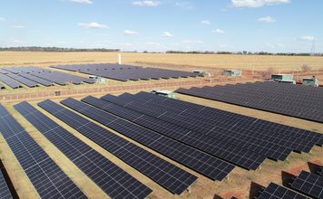 Goiás avança em transição energética e prevê economia de R$ 100 milhões com modernização de prédios públicos