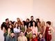 Magia, ritmo e nostalgia: espetáculo “Pop Hits” reúne teatro musical e banda Sinfônica no Basileu França