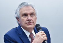 Caiado agradece apoio em Novo Gama e pede votos para Gracinha e Daniel