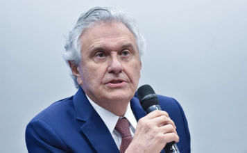 Caiado agradece apoio em Novo Gama e pede votos para Gracinha e Daniel